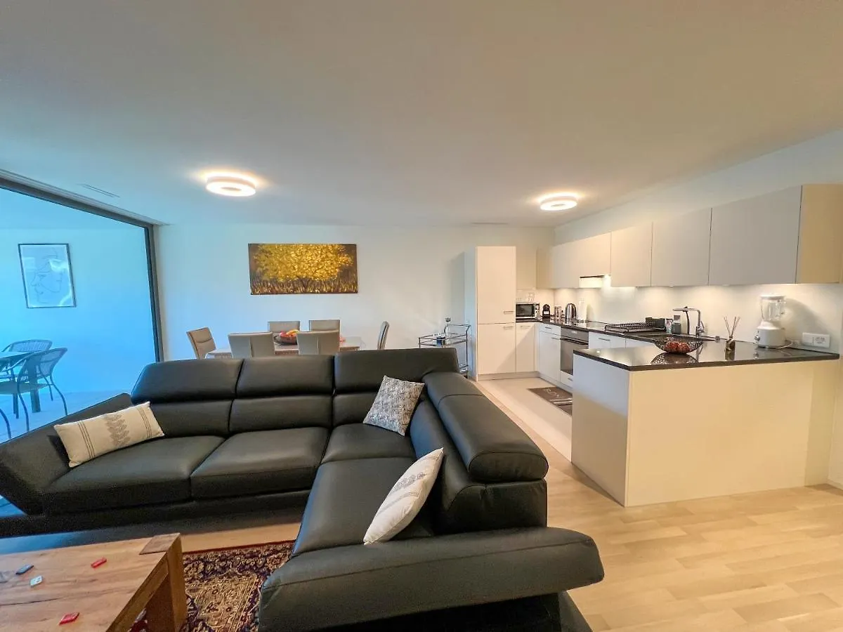 Lavish 4.5 Rooms Furnished Apartment @Glattbrugg Opfikon-Glattbrugg